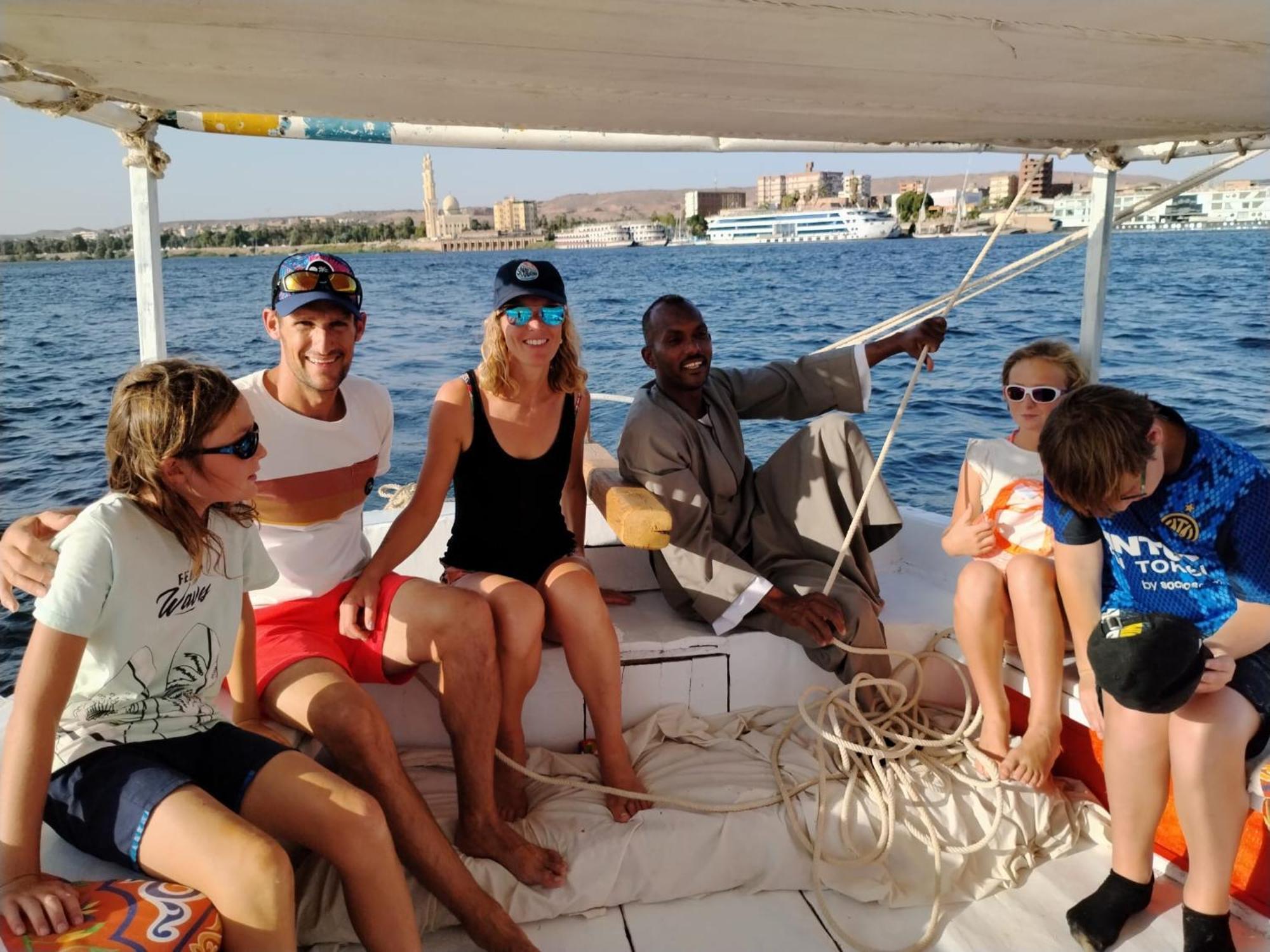 Nile View Guest House Асуан Экстерьер фото